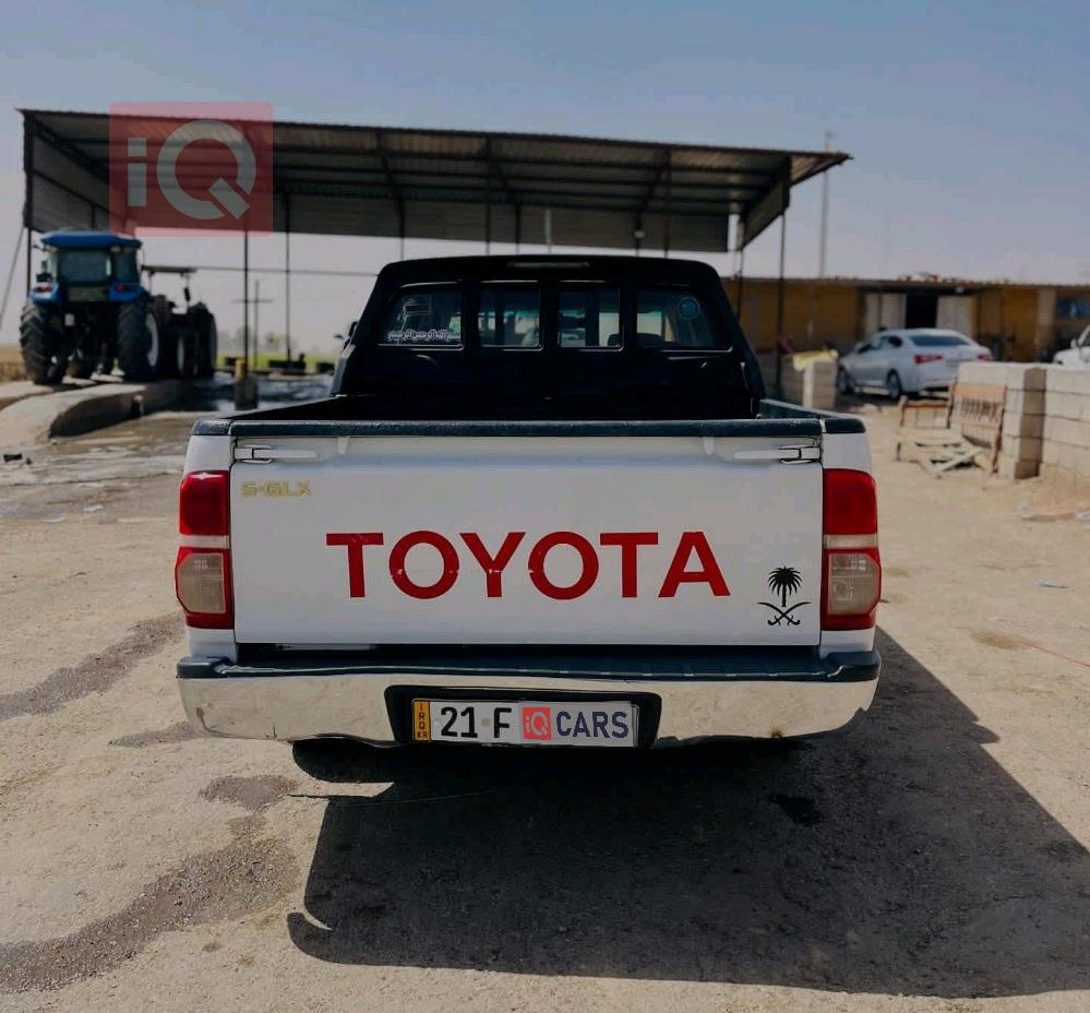 تويوتا هايلوكس